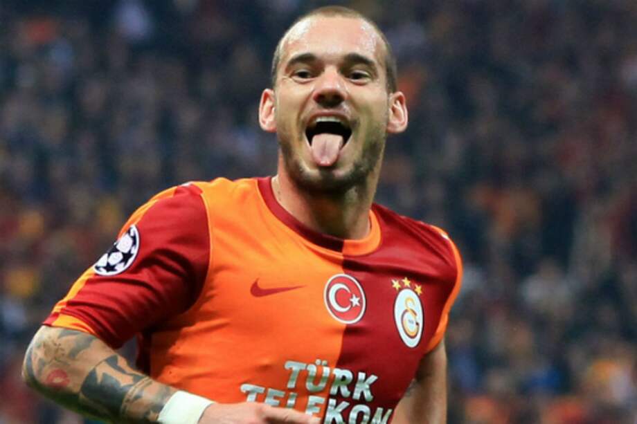 Sneijder resolvió derbi turco para Galatasaray