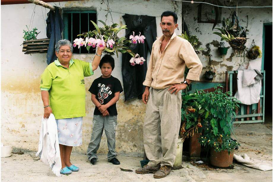 Carmen Muñoz y Ruder (derecha), habitantes del campo colombiano incluidos en esta historia. / Cortesía