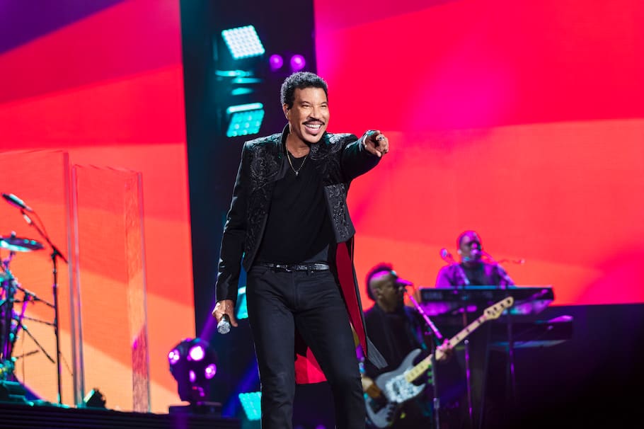 MADRID, 21/10/2024.- El cantante y compositor estadounidense Lionel Richie en una imagen facilitada. EFE/ Alan Silfen/Live Nation SOLO USO EDITORIAL/SOLO DISPONIBLE PARA ILUSTRAR LA NOTICIA QUE ACOMPAÑA (CRÉDITO OBLIGATORIO)