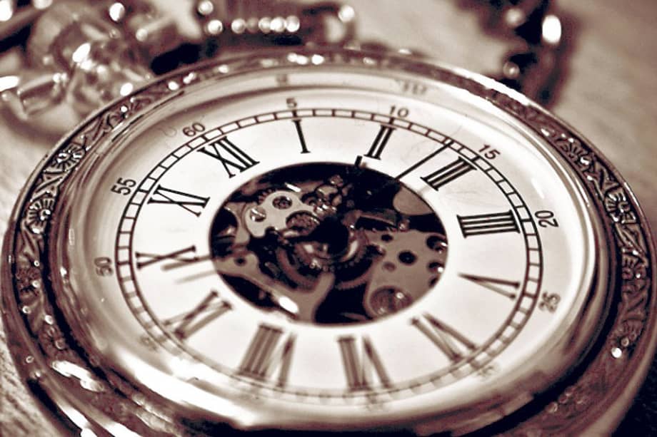 El segundo es un ajuste para coordinar el tiempo con la rotación de la Tierra.