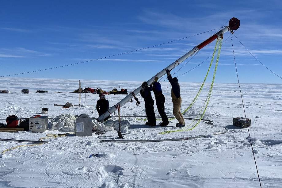 En una región de la Antártida Oriental, se extrajeron núcleos de hielo que contienen burbujas de aire de más de 6 millones de años de antigüedad. Esto fue lo que reveló su análisis.