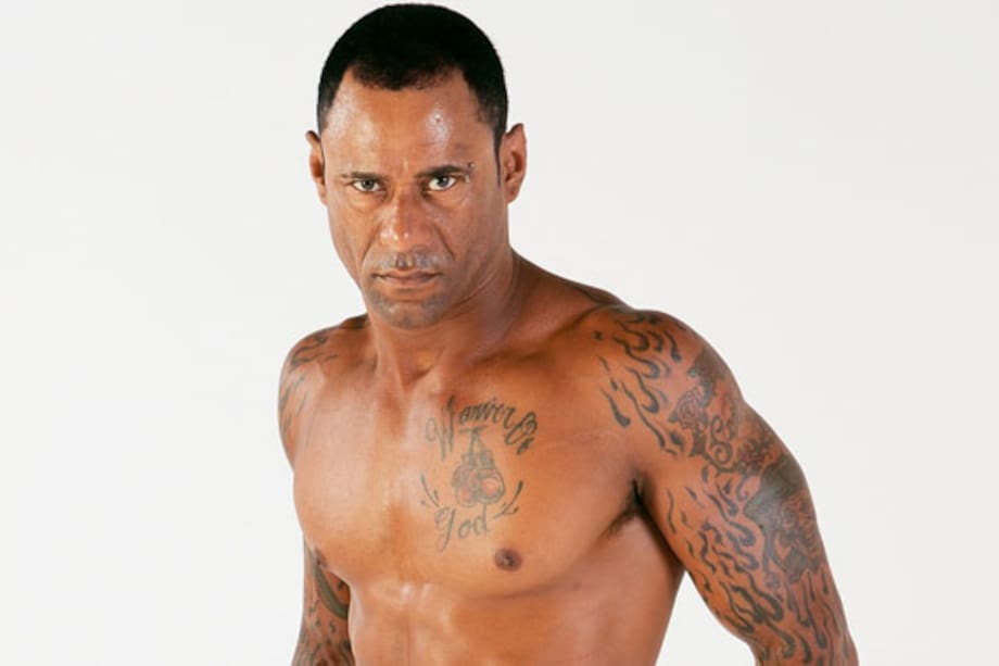 Consiga una figura atlética con Osmín: Psycho trainer. Véalo en Infinito