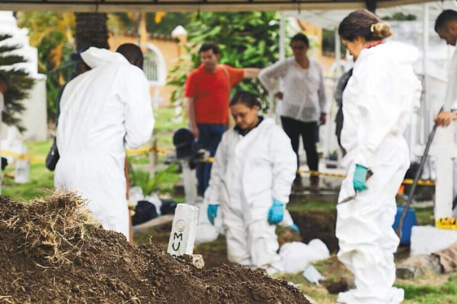 Debemos pedir que se sigan revelando los crímenes que llevan tantos años escondidos, así como a sus responsables. / Foto: UBPD - JEP