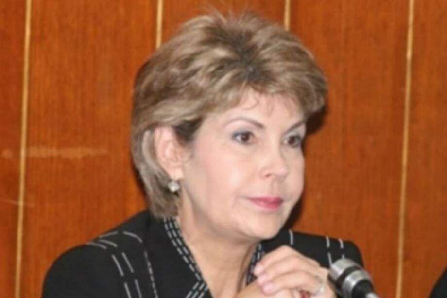 Defensa de Piedad Zuccardi solicitó desarchivar proceso por presión a testigos