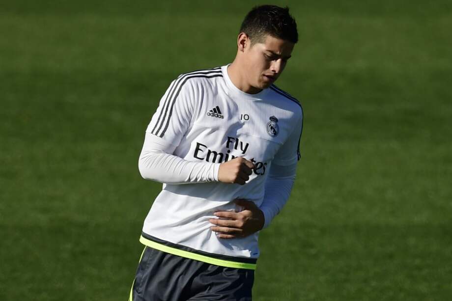 James Rodríguez en el entrenamiento de este sábado en la ciudad deportiva Valdebebas. / AFP
