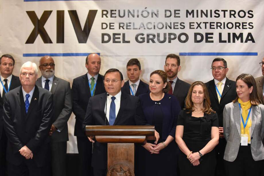 El canciller de Perú, Néstor Popolizio, presidió la reunión del Grupo de Lima. / AFP