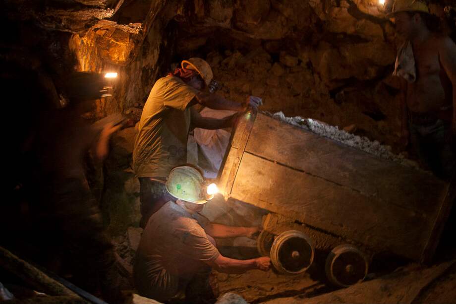 ¿Entrará en vigencia antiguo Código minero?