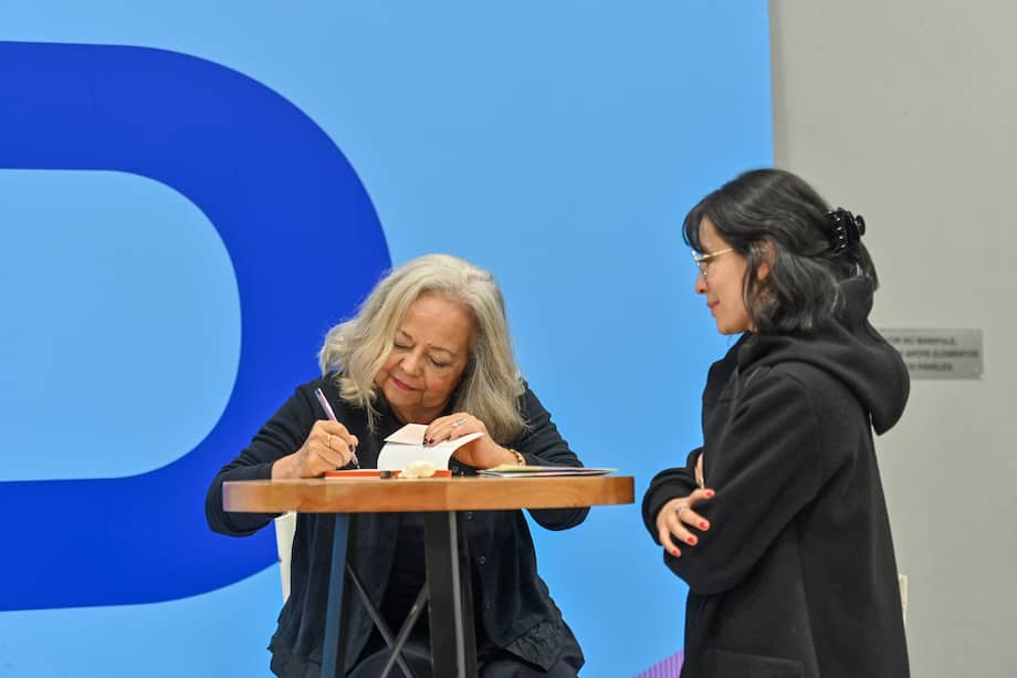 En el 2025, la escritora angoleña Ana Paula Tavares fue la ganadora del Premio Camões.