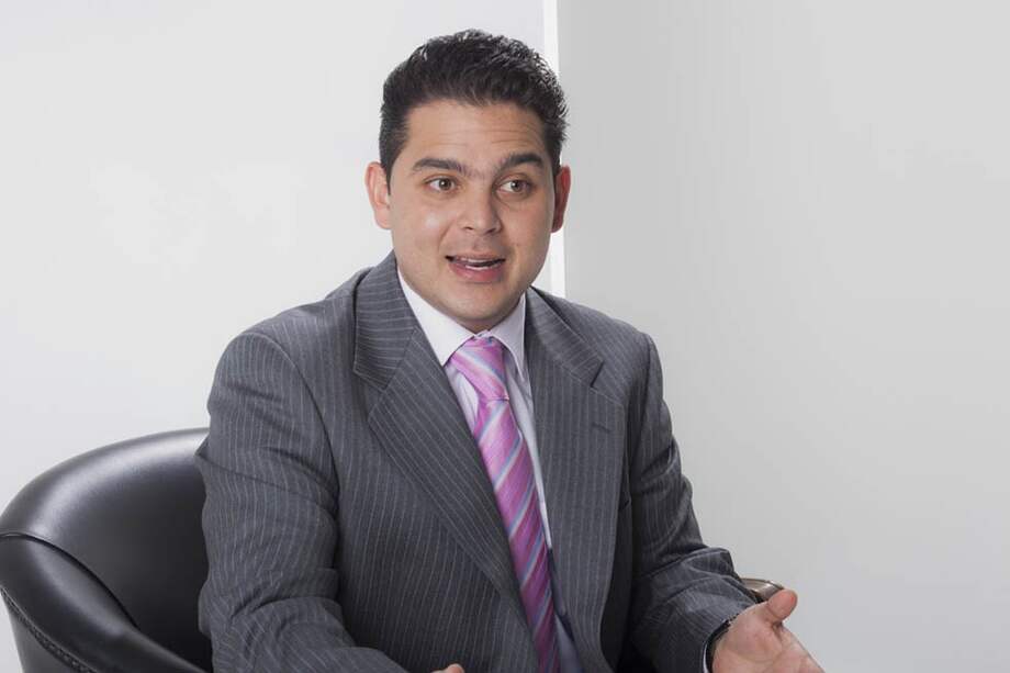 El vicepresidente de la Cámara, Efraín Torres.