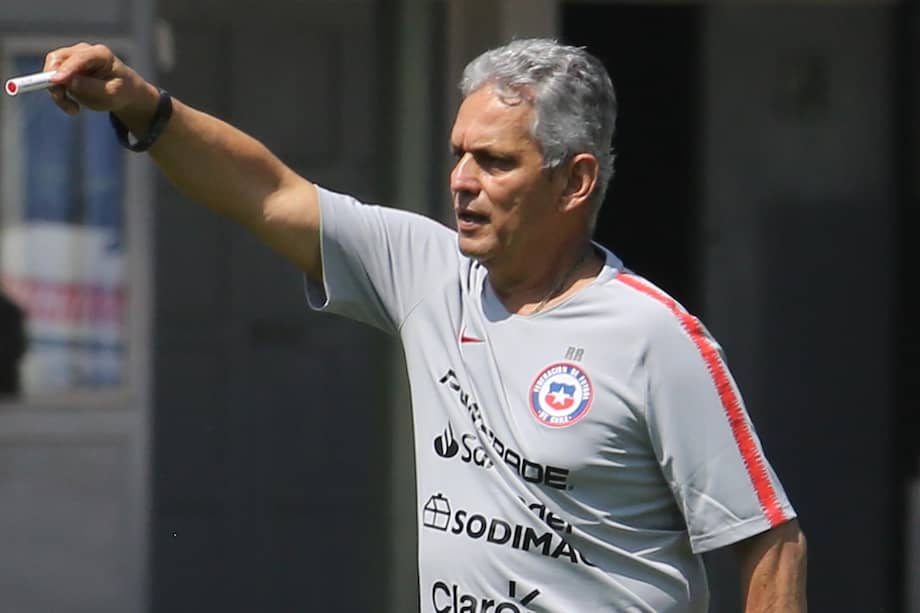 Reinaldo Rueda, entrenador colombiano del combinado chileno de fútbol. / EFE