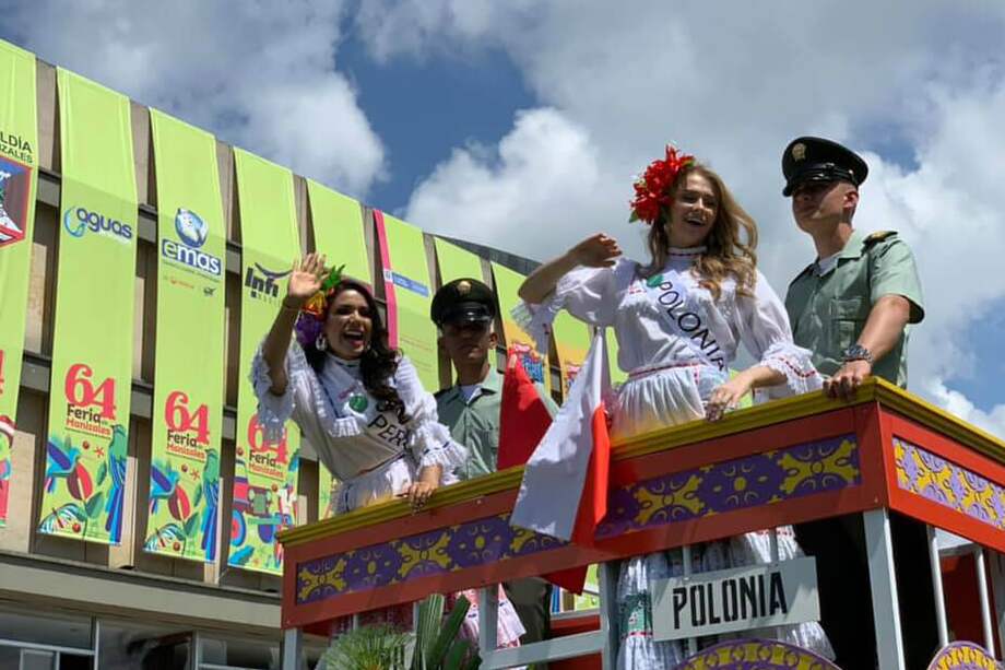 La feria nació con ocasión del centenario de la ciudad e inició con presentaciones taurinas y un desfile de manolas en carretas rústicas. / Feria de Manizales