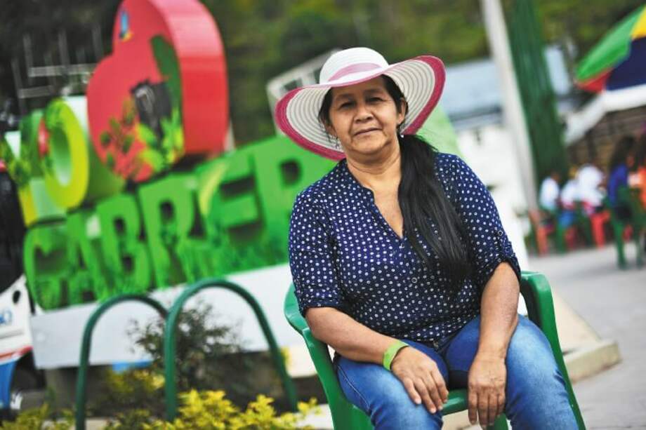 Luz Marina Cuchumbe, durante el encuentro nacional de campesinos por la Verdad en Cabrera. / Gustavo Torrijos.