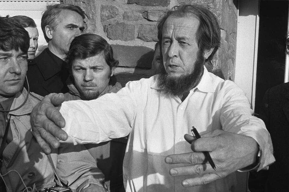 Alexander Solyenitsyn durante un viaje a la entonces República Federal de Alemania, en el año de 1974. / Cortesía