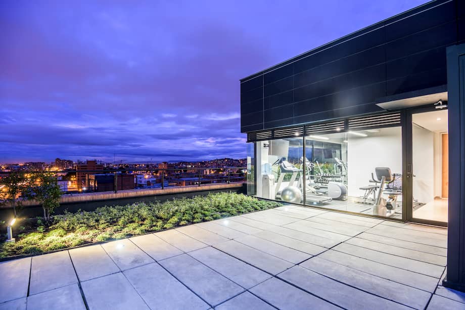 El NH Collection Bogotá Terra 100 destaca por aprovechar el 84% de sus residuos, integrando la sostenibilidad en su operación diaria.