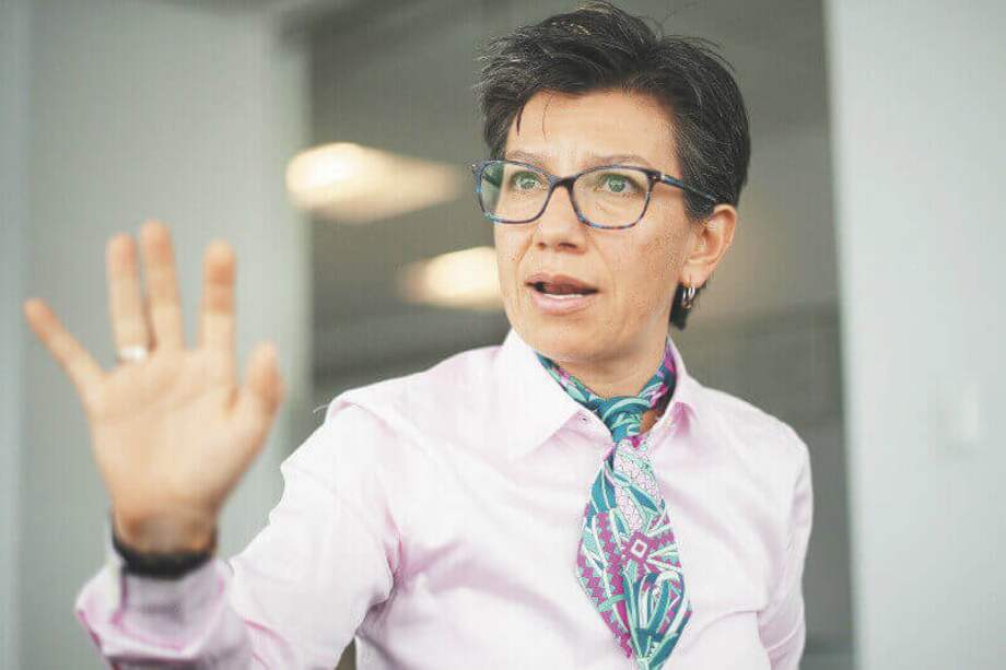 Lavarse las manos y tomar agua, las recomendaciones de la Alcaldia para evitar contagiarse. / El Espectador.