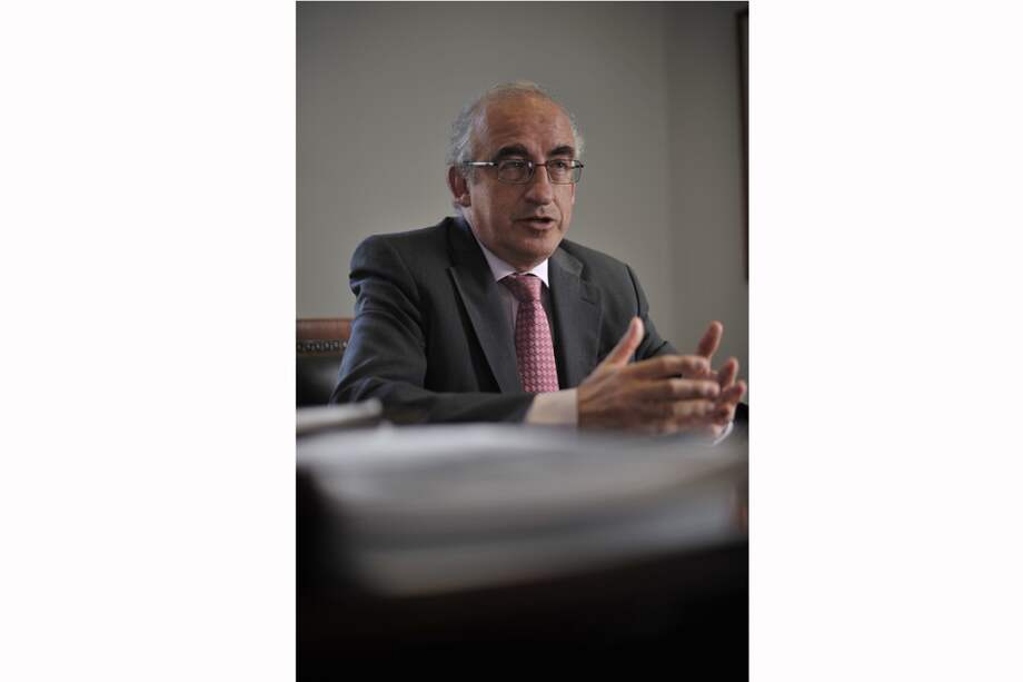 Leonardo Villar, director de Fedesarrollo, cree que un debate que debe darse pronto es el pensional. / Gustavo Torrijos - El Espectador