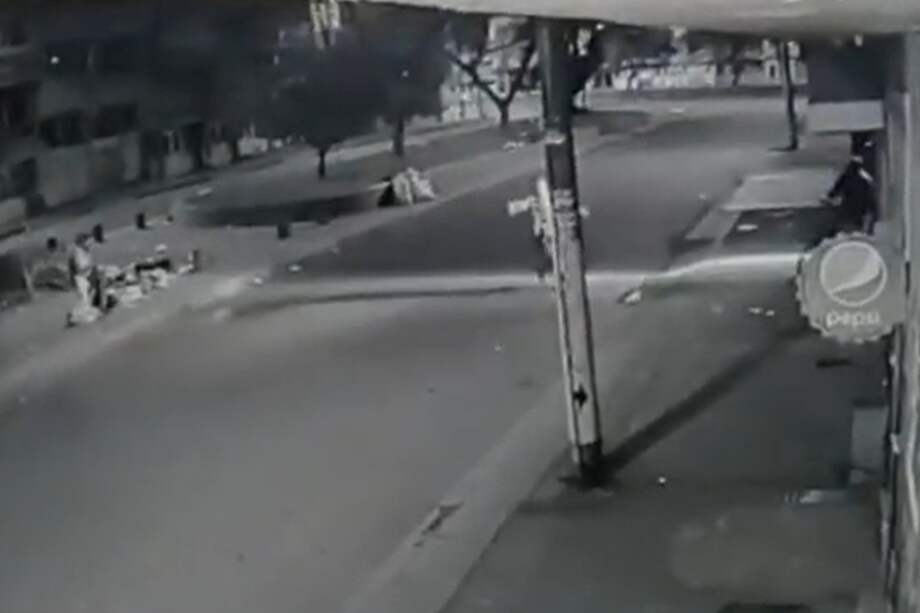 Incendio en Kennedy fue provocado por presunto pirómano en potencia.