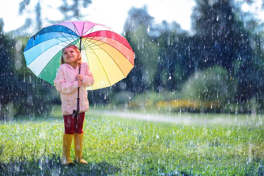 Ser padre trae gran alegría, pero recibir a un bebé arcoíris en el hogar tiene una luz y magia especial, por la esperanza que refleja.