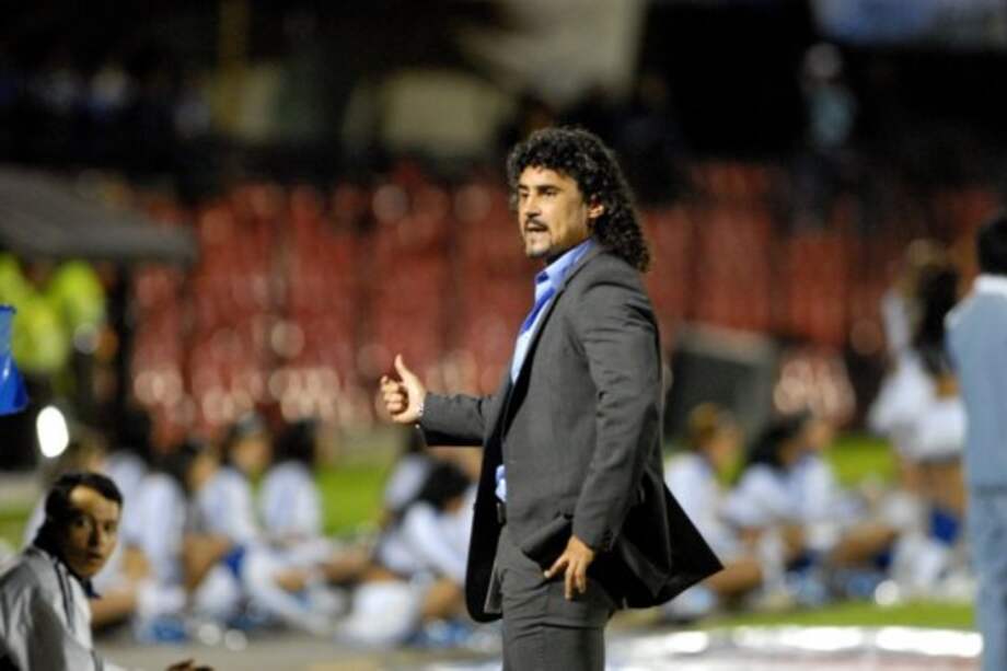 Leonel Álvarez continúa como técnico del Deportivo Cali