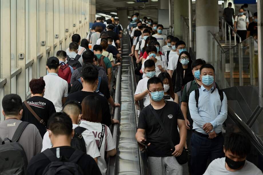 En China, con alguna frecuencia, se retiran canciones juzgadas como políticamente incorrectas.