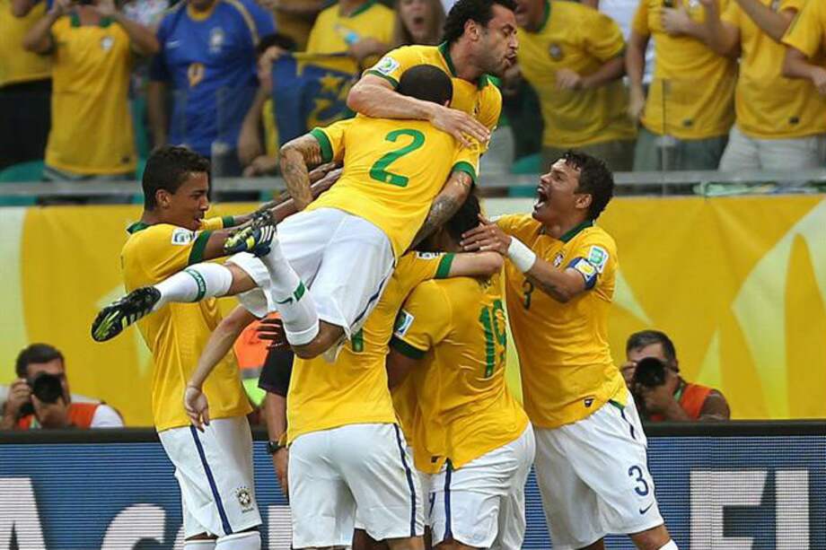 Brasil derrotó a Italia 4-2 y clasifica como líder de su grupo