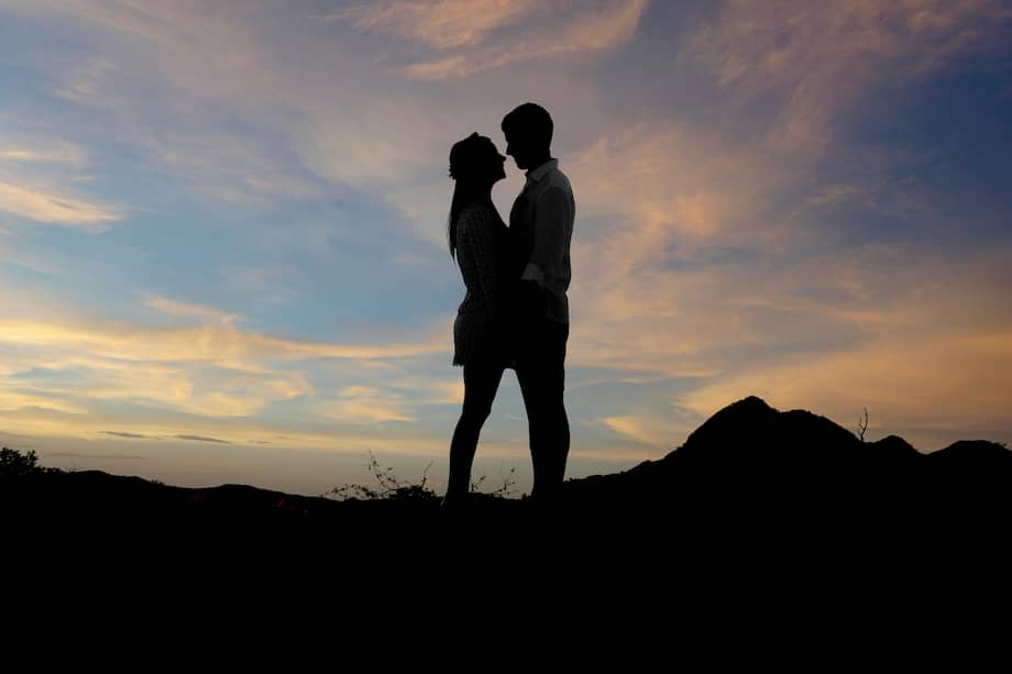 Los “casi algo” suelen mezclar cercanía, ilusión y falta de claridad sobre el vínculo.