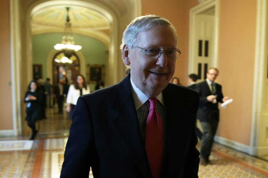 El jefe de la mayoría republicana en el Senado, Mitch McConnell. / AFP