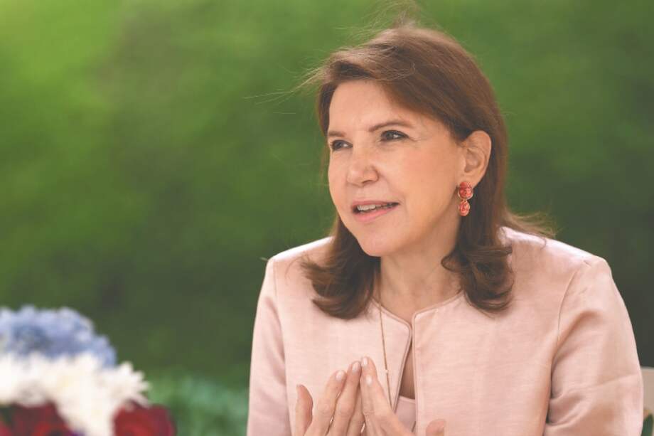 Michèle Ramis - Embajadora de Francia en Colombia