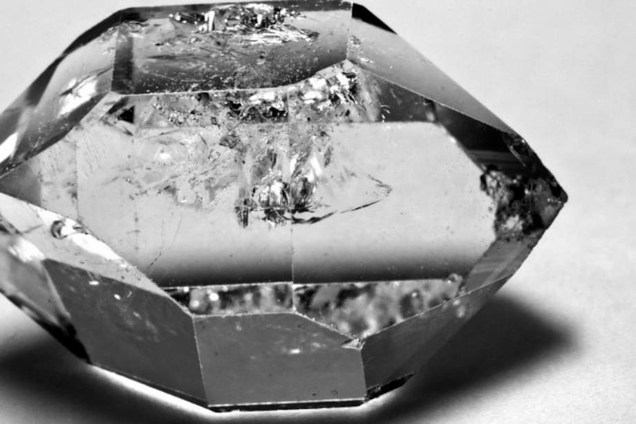 Cristales, cuarzos y piedras preciosas para tu signo