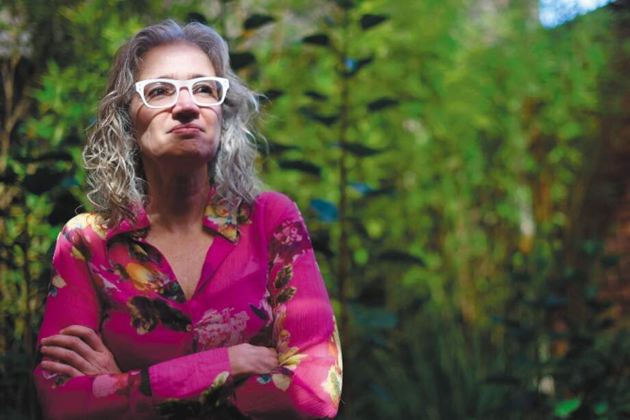 Vivian Newman lamenta que el “voto intelectual” tampoco interese en Colombia.