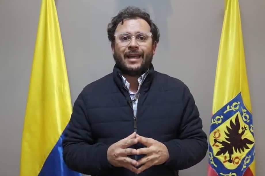 Tras presunto abuso de poder renuncia Andrés Márquez, director de gestión policiva.