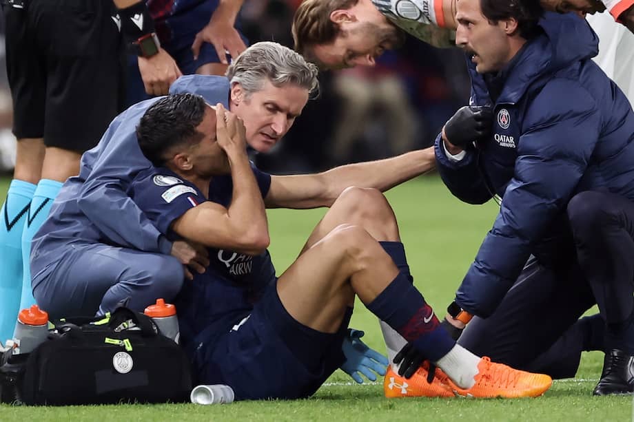 El lateral marroquí del PSG sufrió una rotura de sindesmosis en el tobillo izquierdo tras la dura entrada de Luis Díaz contra Bayern.