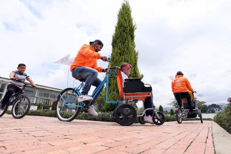 Algunos de los niños que esperan la construcción del Hogar Amparo de Ángeles para poder atender a más de 100 niños en condición de vulnerabilidad.