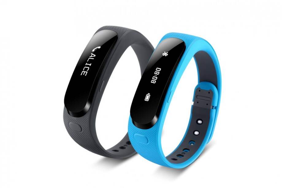 Monitorear el sueño, las calorías y transferir información es posible con este gadget