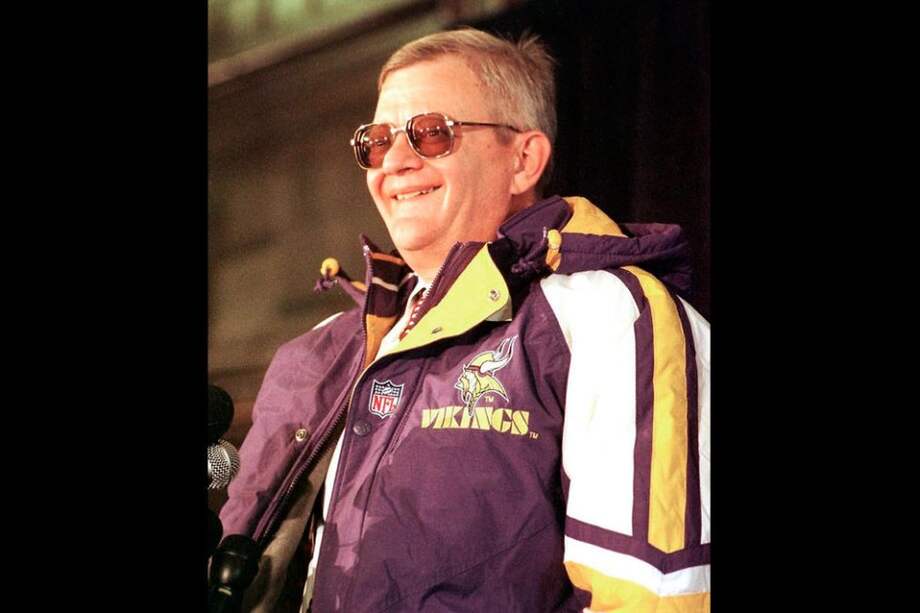 Imagen de archivo de 1998 del escritor Tom Clancy.