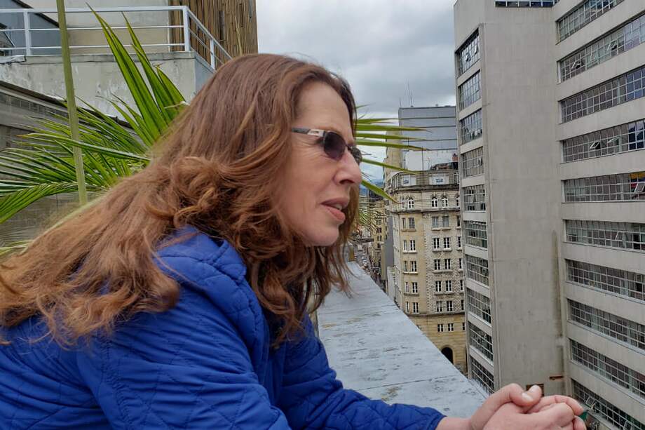 Jeannette Riveros "La Mona" habla sobre la difusión del jazz en los escenarios bogotanos y en Colombia. / Yinna Paola Cardenas