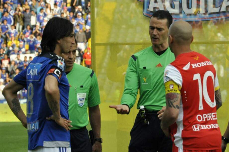 Azules y rojos se verán la cara en edición 286 del clásico más antiguo del país. / @SantaFe
