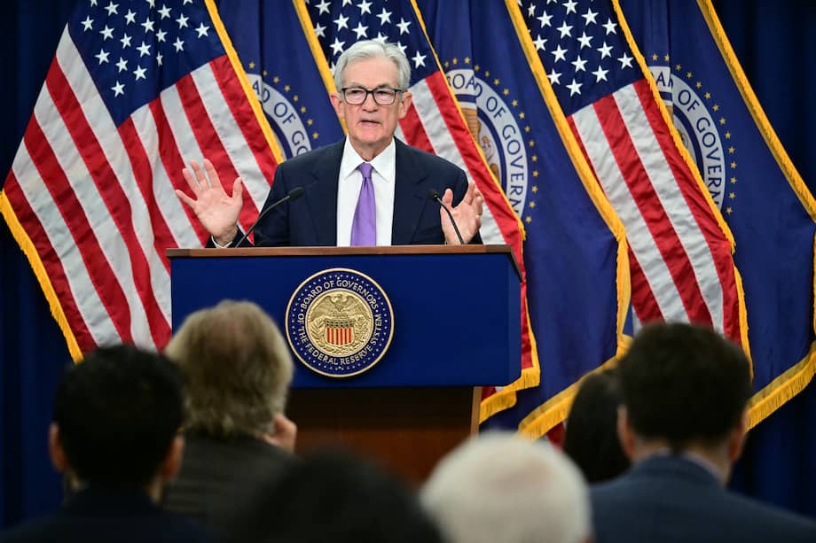 El presidente de la Reserva Federal de Estados Unidos, Jerome Powell, habla durante una rueda de prensa al final de una reunión del Comité de Política Monetaria en Washington, D. C., el 29 de octubre de 2025.