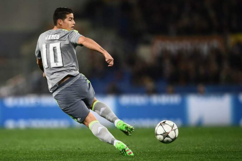 James Rodríguez completó contra la Roma su quinto partido consecutivo como titular. / AFP
