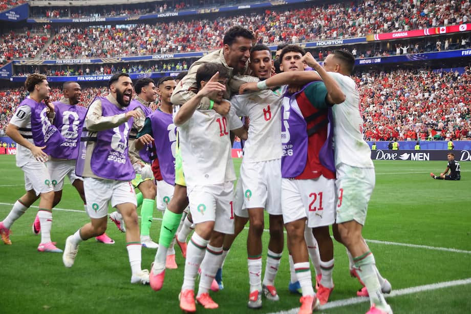 Los jugadores marroquíes celebran el 2-0 durante el partido de octavos de final del Mundial 2026 entre las selecciones de Marruecos y Canadá, este sábado 4 de julio en el NRG Stadium de Houston, Texas, en Estados Unidos.
