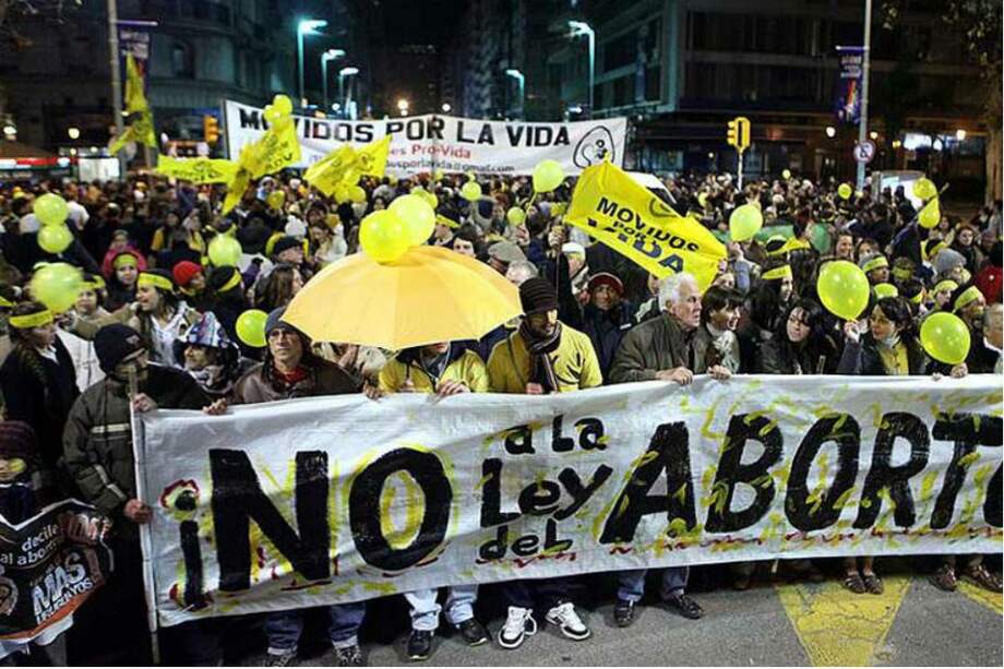 Firmas para referendo contra el aborto fueron certificadas