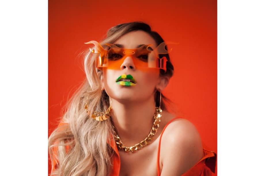 Desde muy pequeña, HelleH usa la música para canalizar pensamientos y sentimientos.