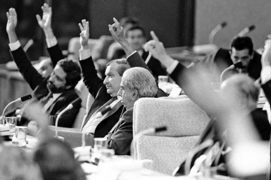 La Constitución como acuerdo de paz con las guerrillas