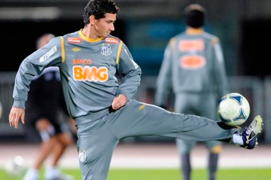 Ganso se va del Santos / Archivo AFP