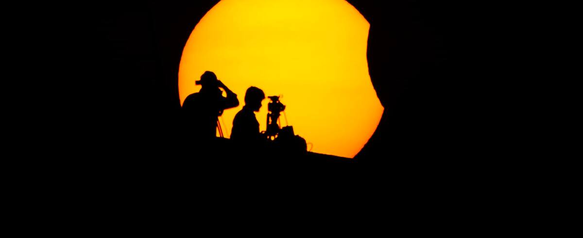 Vienen dos eclipses en octubre 2023: ¿Cómo prepararte para recibir su energía?