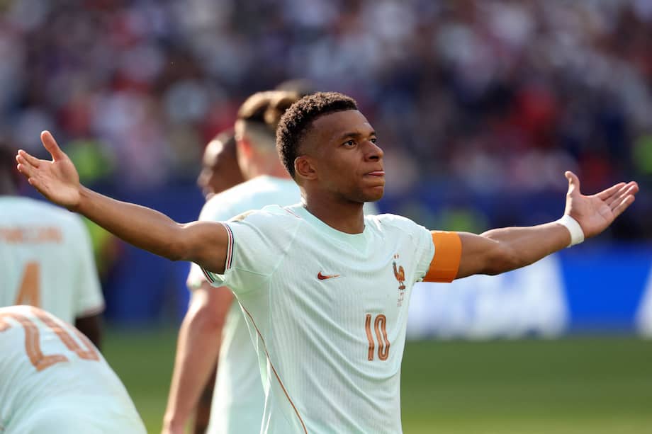 Kylian Mbappé abrió el marcador del duelo entre Francia y Marruecos.