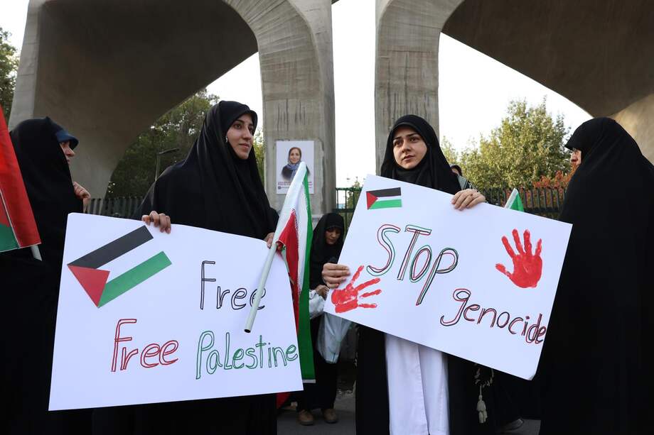 La estrategia parece ser la de forzar el desplazamiento masivo del millón de personas que ocupan la Ciudad de Gaza y así destruir la infraestructura que quede en pie sobre la superficie.