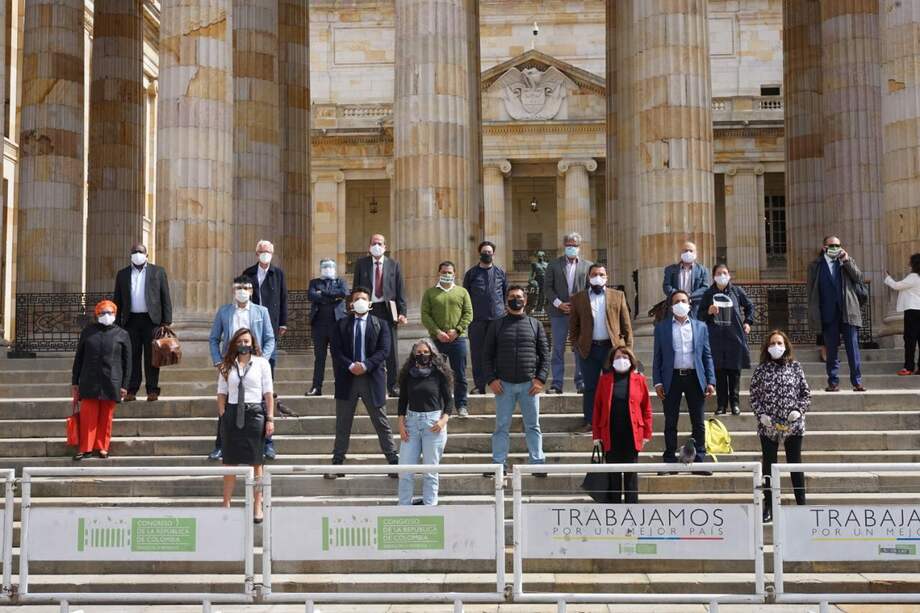 Varios congresistas, sobre todo de la oposición, asistieron al capitolio para la instalación del Congreso en medio de la pandemia. / Juan Camilo Díaz (Cámara)