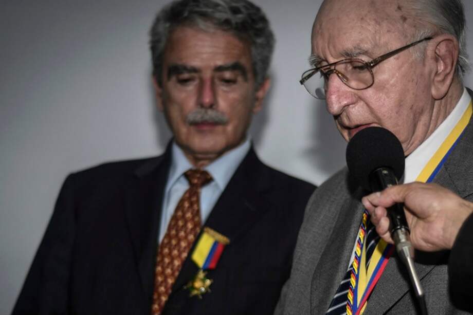 En la ceremonia se le otorgó la “Orden de la Academia Nacional de Medicina” a esa institución de educación superior. / Agencia de Noticias de la Universidad Nacional de Colombia.