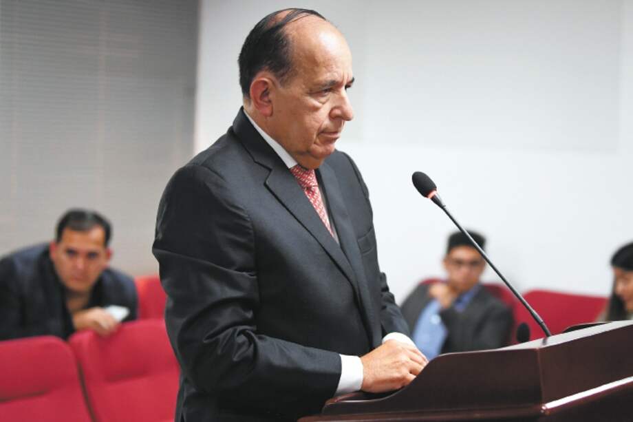 El exsenador liberal tiene la intención de seguir sometido en la JEP. / Gustavo Torrijos